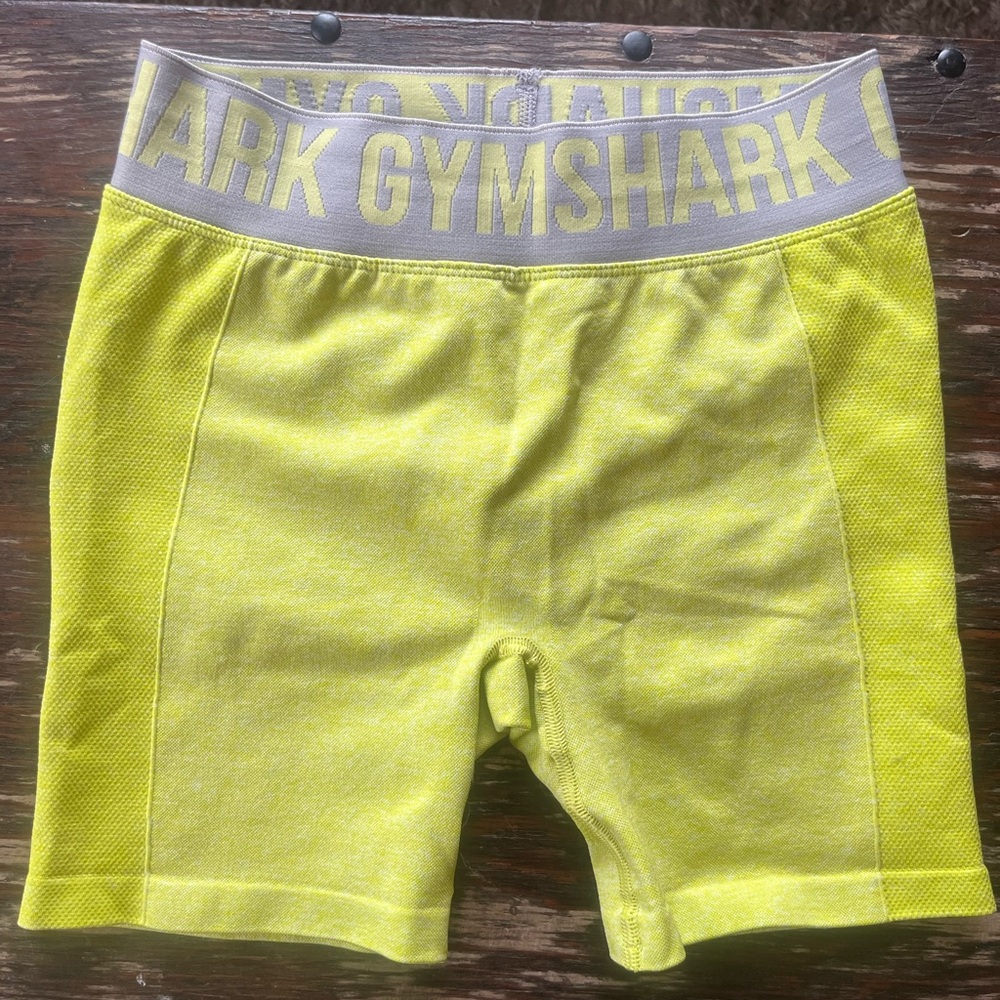 LIKE NEW Gymshark FLEX Lime Shorts